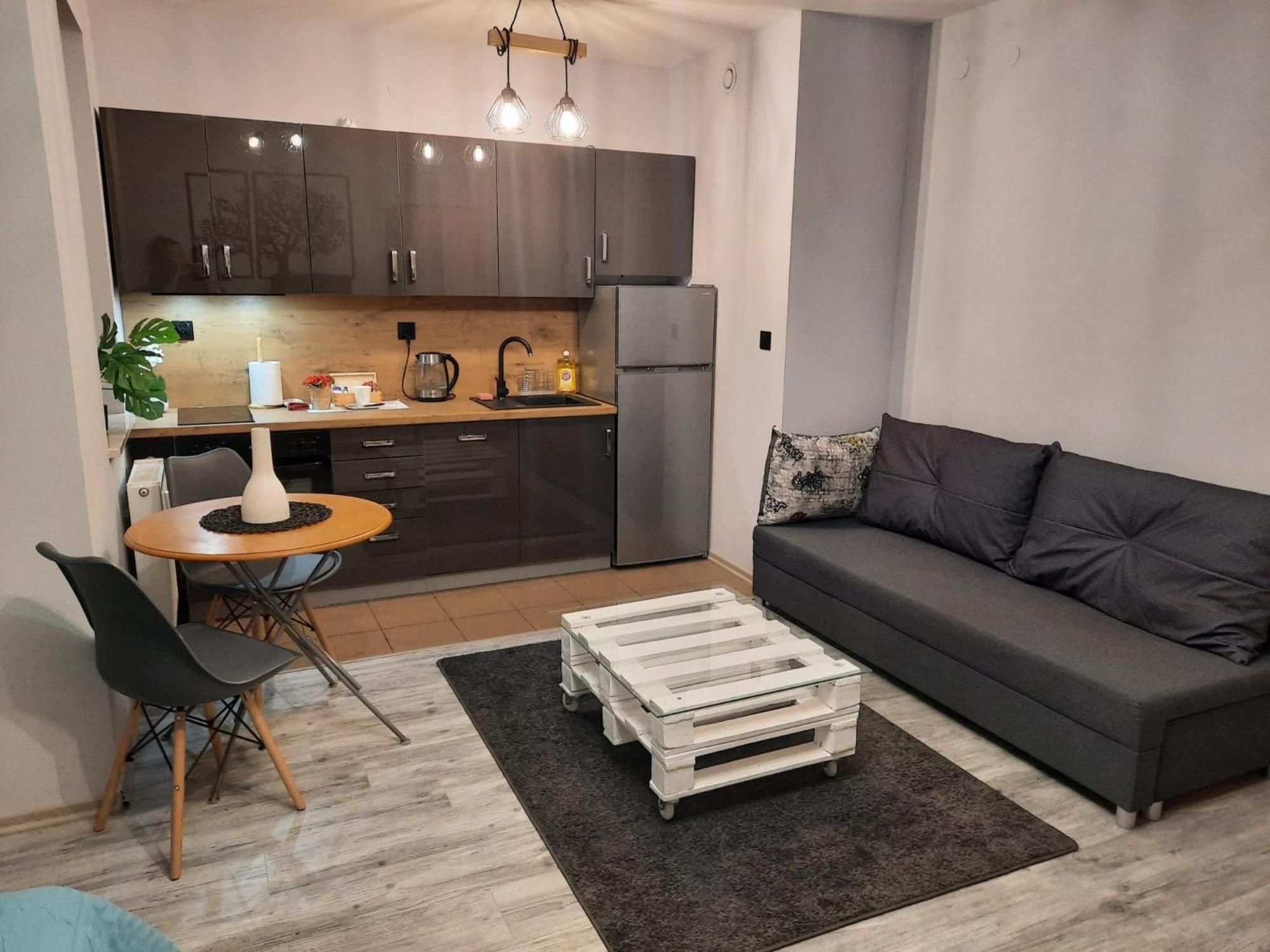 Apartamenty Trzy Wieze Warsawa Bagian luar foto