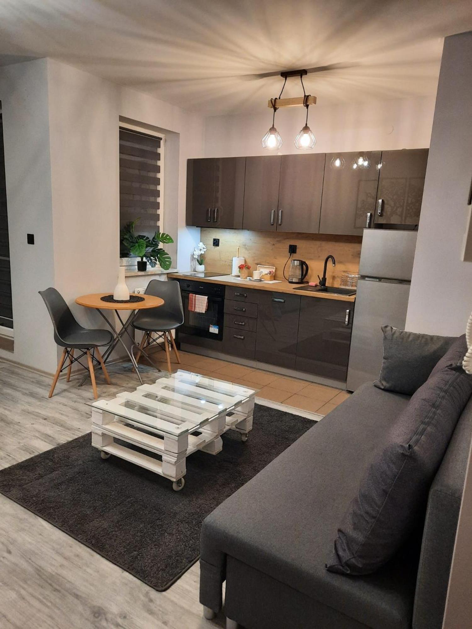 Apartamenty Trzy Wieze Warsawa Bagian luar foto